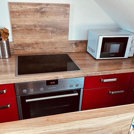 Moderne Wohnung Im Gruenen In Wrn Werneuchen Exterior foto